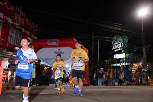 BIB: 4850, 3110
                            <button type="button" onclick="openModal(26265341)" class="btn btn-primary btn-sm float-right btn-popup" data-toggle="modal" data-target=".modal-high-quality">
                        <i class="fas fa-shopping-cart"></i> Add to Cart
                    </button>
                                            <button type="button" onclick="isThisMe(26265341, true)" class="btn btn-success btn-sm float-right btn-popup btn-isme hidden" data-toggle="tooltip" data-placement="bottom" title="นี่คือรูปของคุณใช่ไหม คลิกที่นี่เพื่อเอาเข้าอัลบั้ม">
                        <i class="fas fa-plus"></i> Add to album
                    </button>
                    <button type="button" onclick="isThisMe(26265341, false)" class="btn btn-warning btn-sm float-right btn-popup btn-isnotme hidden">
                        <i class="fas fa-ban"></i> Remove from album
                    </button>